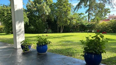 Casa con excelente ubicación