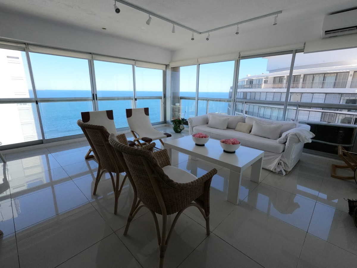 Apartamento en península con excelente vista 