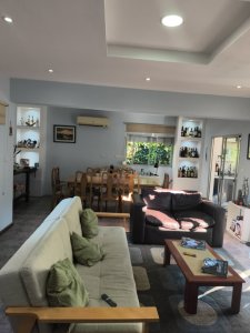 Hermosa casa en barrio Pinares