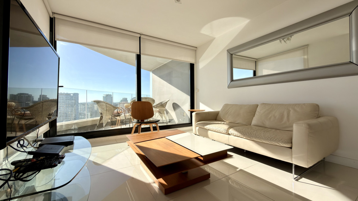 Apartamento Venta Artower Piso Alto 3 suites Punta del Este