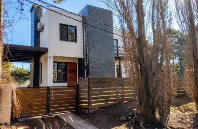 Casa en Venta 3 dormitorios Altos del Pinar 