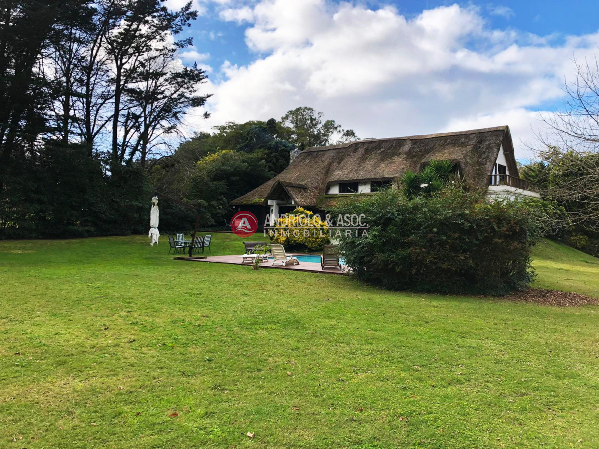 casa en venta y alquiler, golf, punta del este, 4 dormitorios. - and6414c