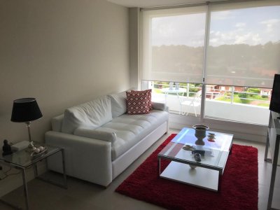 VENTA DE APARTAMENTO DE 2 DORMITORIOS EN TORRE GREEN LIFE PUNTA DEL ESTE 