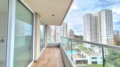 Apartamento luminoso de 2 dormitorios con vista a la brava