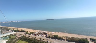 Apartamento en alquiler, mansa, frente al mar