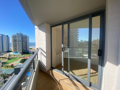 Apartamento Playa Brava en Venta bajos gastos comunes