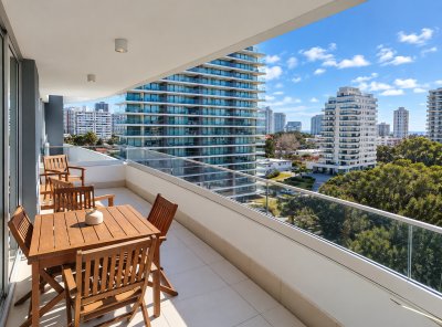 Apartamento a la venta en Punta del Este en zona de Playa Brava.