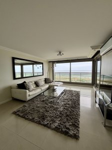 Exclusivo apartamento con vistas al Mar