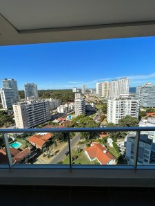 Apartamento en Venta y Alquiler, Brava, Punta del Este, 2 Dormitorios.