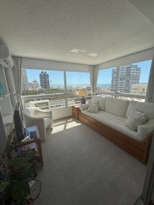 Apartamento en Venta y Alquiler, Peninsula, Punta del Este, 3 Dormitorios.