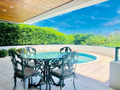 Apartamento en venta, Peninsula, Punta del Este, 3 Dormitorios.