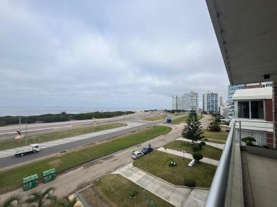 Penthouse en la Brava en venta, primera línea