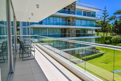 Apartamento de 3 Dormitorios en Venta en la Brava