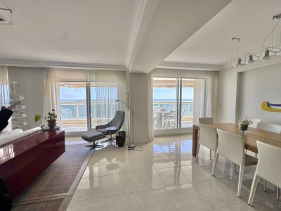 LE JARDIN PISO ALTO VENTA DE APARTAMENTO DE 3 Y DEPENDENCIA 