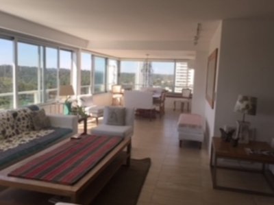 Apartamento en venta en Punta del Este, Brava