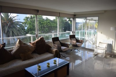 Venta de apartamento de 3 dormitorios en la Peninsula 