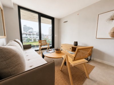  1 dormitorio con balcón en piso 23, Playa Brava