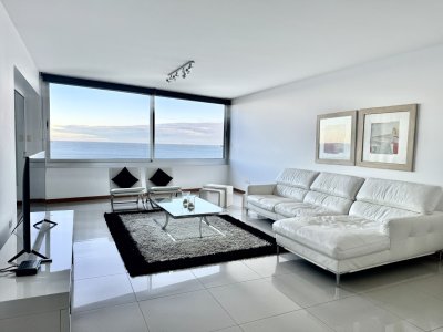 Apartamento Frente al Mar en Brava - Punta del Este