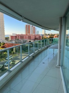 Apartamento en Alquiler, Mansa, Punta del Este, 3 Dormitorios.