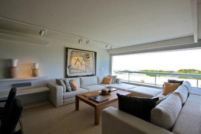 Apartamento en Venta y Alquiler, , Punta del Este, 4 Dormitorios.