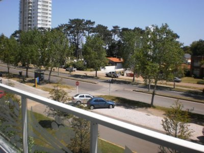 Apartamento en alquiler, 2 dormitorios, Roosevelt, Punta del este