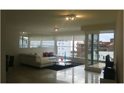 Apartamento en Venta, Mansa, Punta del Este, 3 Dormitorios.