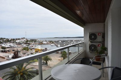 Apartamento en Venta y Alquiler, Peninsula, Punta del Este, 2 Dormitorios.