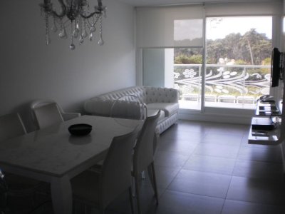 Apartamento en Venta y Alquiler, Roosevelt, Punta del Este, 2 Dormitorios.