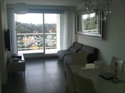 Apartamento en Venta y Alquiler, Roosevelt, Punta del Este, 2 Dormitorios.