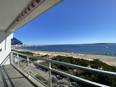 Venta apto 2 dormitorios 2 baños Punta del Este