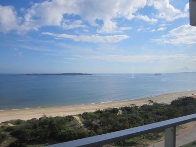 Apartamento en Playa Mansa, Punta del Este