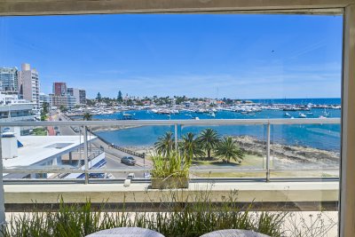 Apartamento en venta y alquiler, Peninsula, Punta del Este, 3 Dormitorios.