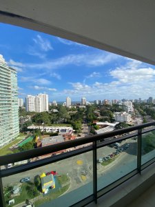 En venta apartamento de 2 dormitorios, Roosevelt