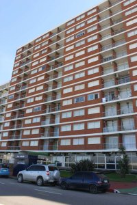 Apartamento en venta primera linea brava