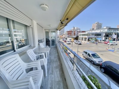 VENTA DE APARTAMENTO DE 3 DORMITORIOS  PENINSULA  