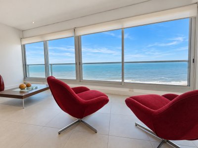Apartamento en Venta y Alquiler, Brava, Punta del Este, 3 Dormitorios.