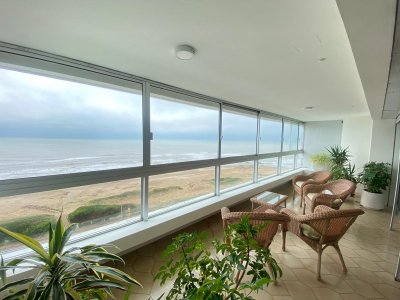 Venta apartamento en brava 3 dormitorios 