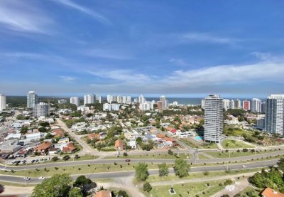 MIAMI BOULEVARD VENTA DE APARTAMENTO DE 3 DORMITORIOS PUNTA DEL ESTE