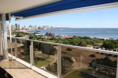 TEQUENDAMA VENTA DE APARTAMENTO DE 3 DORMITORIOS Y SERVICIO MANSA PUNTA DEL ESTE
