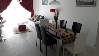 Apartamento en venta y alquiler, Punta del Este.