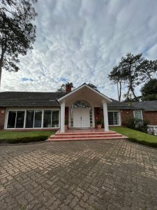 Casa en Venta, Cantegril, Punta del Este, 4 Dormitorios.