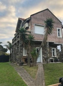 Hermosa casa en Balneario Buenos Aires a pasos del mar!