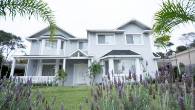 CASA EN BARRIO PRIVADO  venta y alquiler de temporada