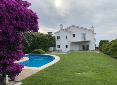 OPORTUNIDAD UNICA EN PENINSULA EN VENTA