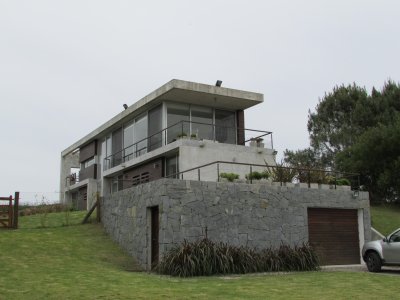 Hermosa casa en el bosque de Arenas de José Ignacio