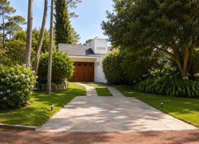 Casa en Venta, Mansa, Punta del Este, 4 Dormitorios.