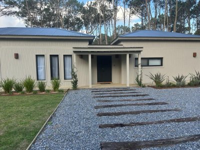 Casa en Laguna Blanca en Venta