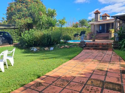 Casa en Venta, 4 dormitorios