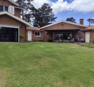 Casa en Lugano - Punta del Este