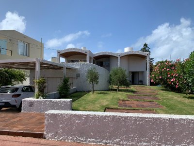 Casa en Venta, Peninsula, Punta del Este, 3 Dormitorios.